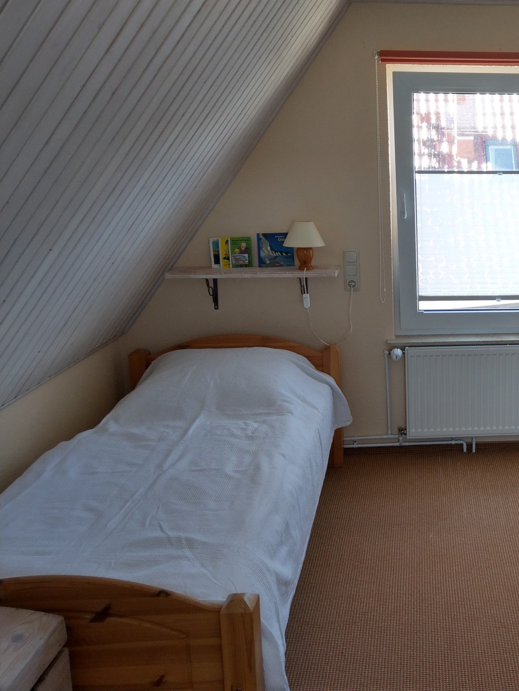 Einzelbett
